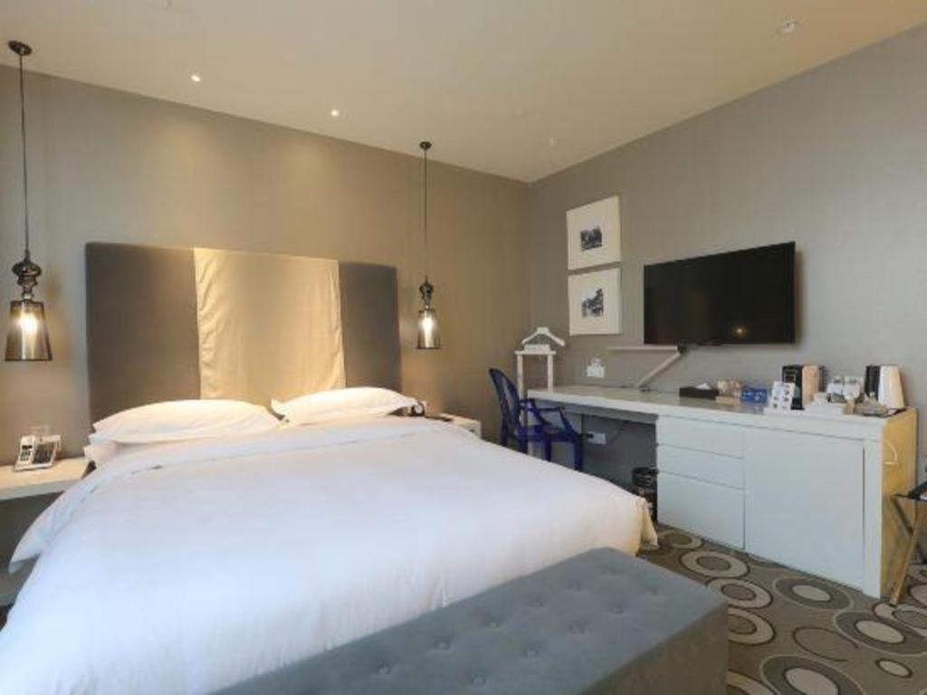 Jinjiang Metropolo Hotel Classiq Shanghai Off Bund Exterior photo